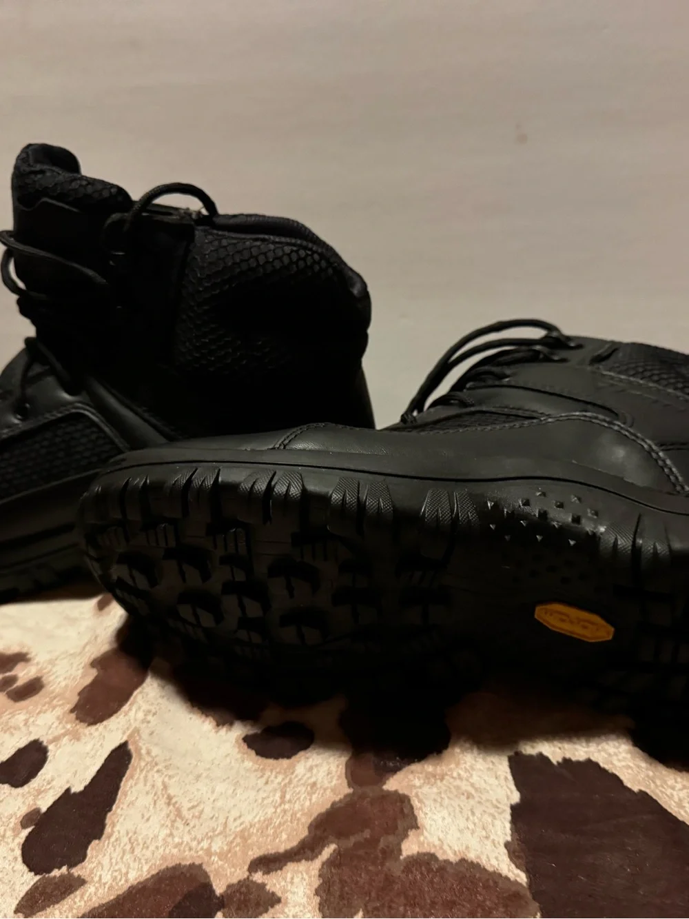 Bates Men's Black Tactical Hiking/Work Boots
